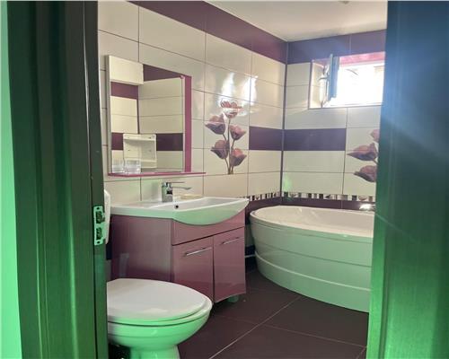 Apartament de inchiriat, 2 camere, cu vedere la faleza