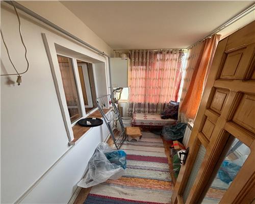 Apartament 2 camere de vanzare, decomandat, C5