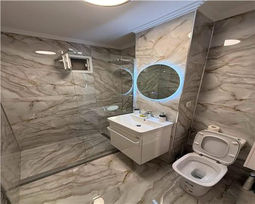 Apartament 2 camere, prima inchiriere, vedere spectaculoasa