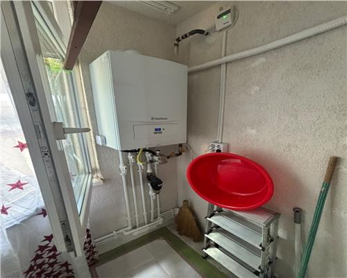Apartament de inchiriat, mobilat si utilat complet