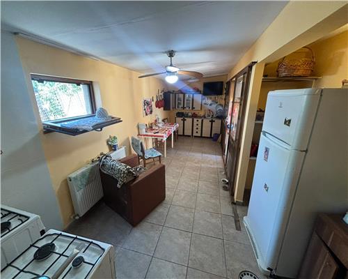 Casa centrala Tulcea, 2 corpuri, garaj, gata de mutare