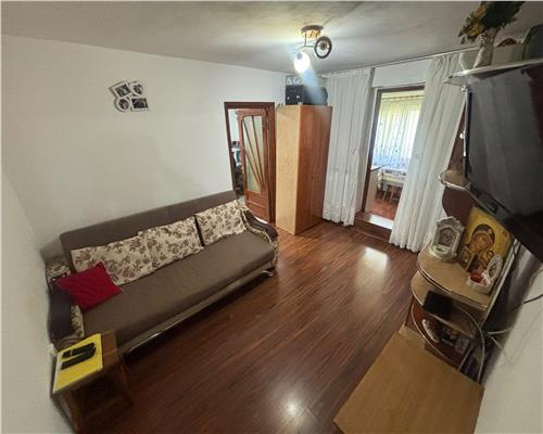 Apartament 2 camere de vanzare, mobilat, pregatit pentru mutare