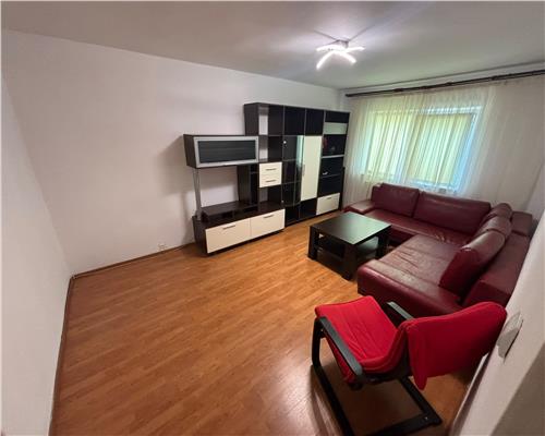 Apartament 3 camere, central, parcare inclusa