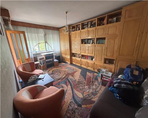 Apartament 2 camere decomandat, 50 mp, Vest