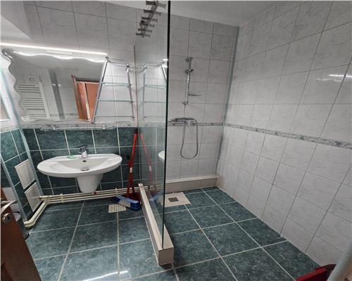 Apartament 2 camere de inchiriat, ultracentral, vedere Piata Civica