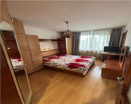 Apartament 2 camere de inchiriat, ultracentral, vedere Piata Civica