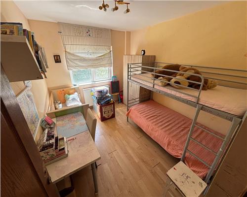 Apartament 3 camere de inchiriat, E3 – decomandat, etaj 2