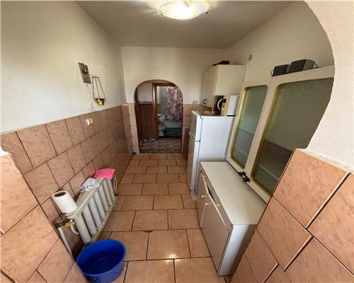 Apartament 2 camere de vanzare, zona Neptun – etaj 4, 38 mp