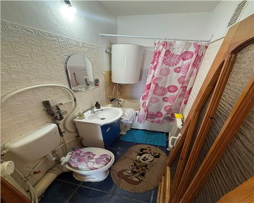 Apartament 2 camere de vanzare, zona Neptun – etaj 4, 38 mp