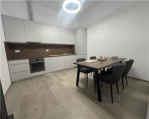 Apartament premium cu 4 camere, 120 mp – Zona Centrala