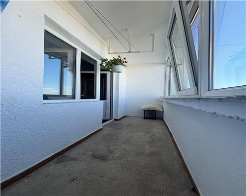 Apartament 3 camere de inchiriat, centrala proprie pe gaz – Victoriei