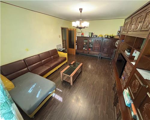 Apartament ultracentral 4 camere | 104 mp + boxa