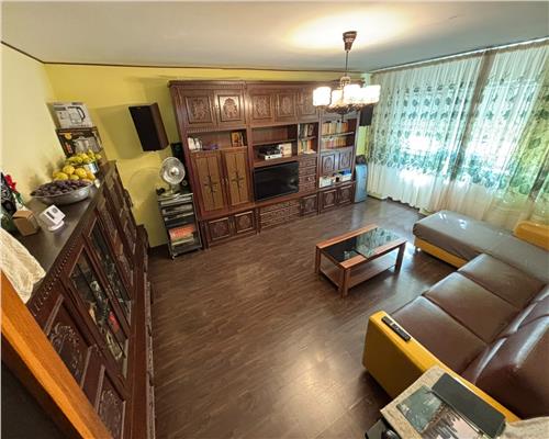 Apartament ultracentral 4 camere | 104 mp + boxa