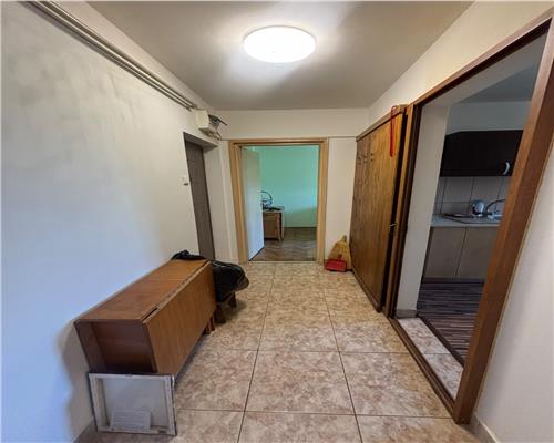 Apartament 3 camere ultracentral, 59 mp, bloc reabilitat