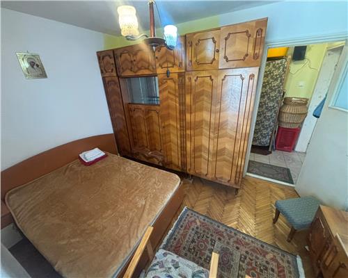 Apartament 3 camere ultracentral, 59 mp, bloc reabilitat