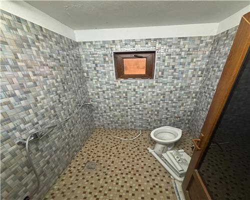 Spatiu comercial central 82 mp, parter – pozitie excelenta