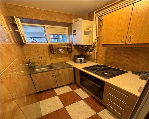 Apartament 40 mp, Neptun – Mobilat, centrala proprie + parcare