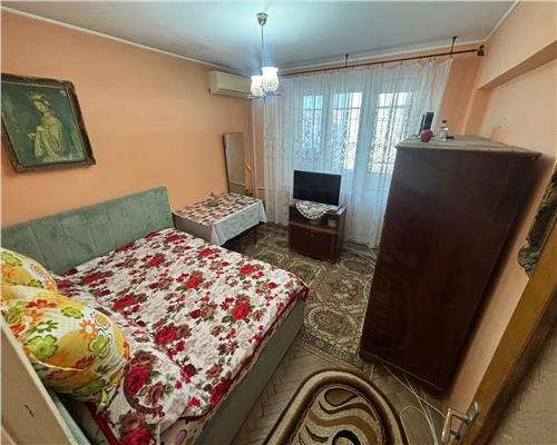 Apartament 2 camere de inchiriat, Piata Civica