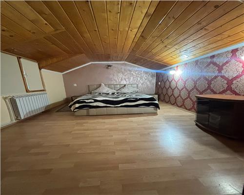 Casa de inchiriat in zona centrala– 80 mp, teren 20 mp