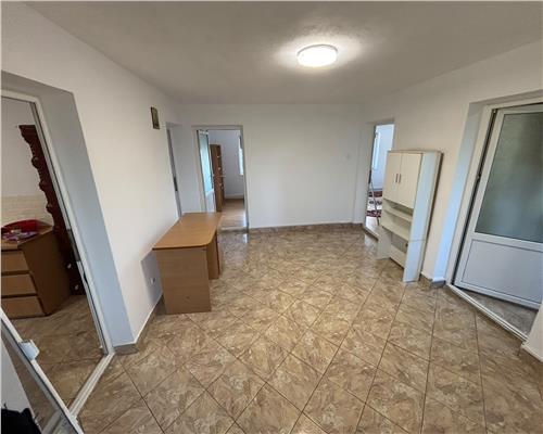Casa de inchiriat cu 3 camere, zona Mahmudiei, ideala pentru familie