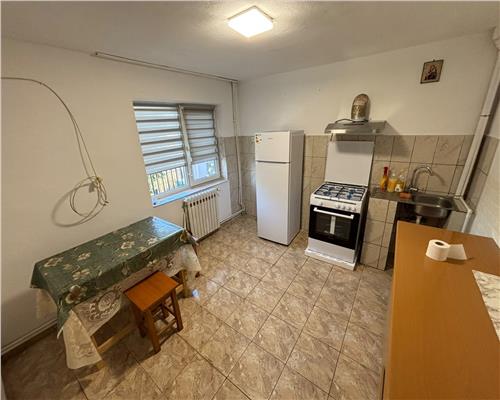 Casa de inchiriat cu 3 camere, zona Mahmudiei, ideala pentru familie
