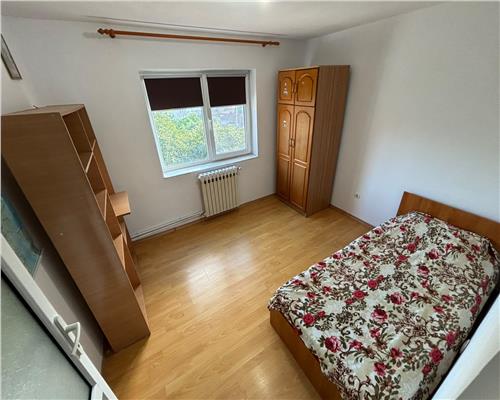 Casa de inchiriat cu 3 camere, zona Mahmudiei, ideala pentru familie