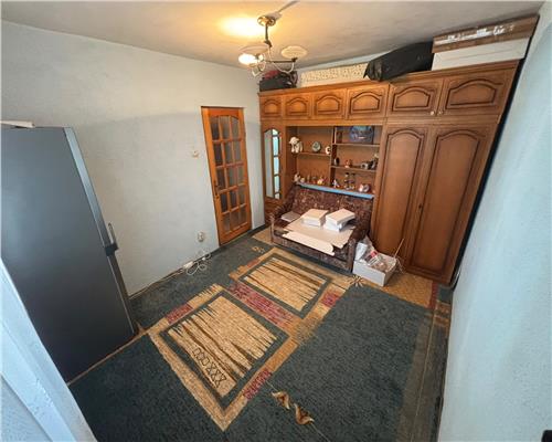 Apartament 4 camere, 80 mp, decomandat – E3, luminos si spatios