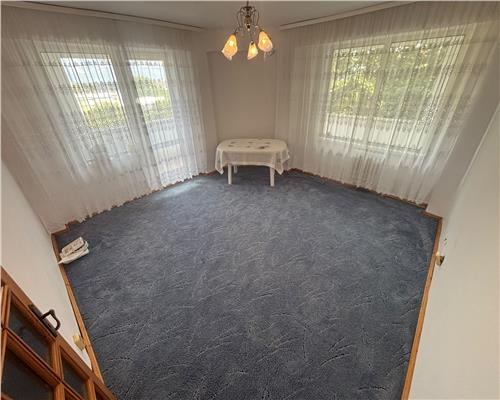 Apartament 4 camere, 80 mp, decomandat – E3, luminos si spatios