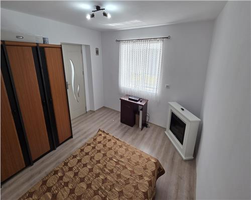 Casa renovata cu livada si 2.000 mp teren, Mihail Kogalniceanu
