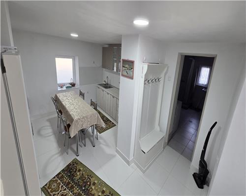 Casa renovata cu livada si 2.000 mp teren, Mihail Kogalniceanu