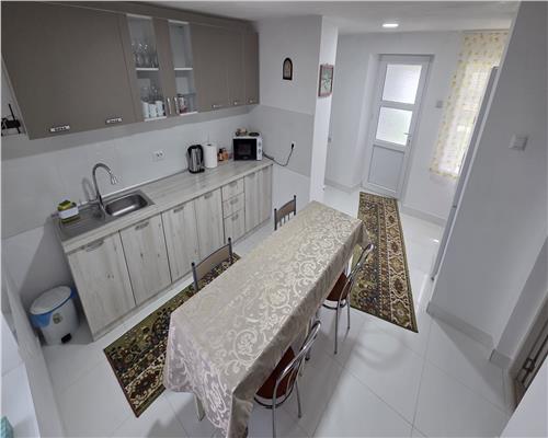 Casa renovata cu livada si 2.000 mp teren, Mihail Kogalniceanu