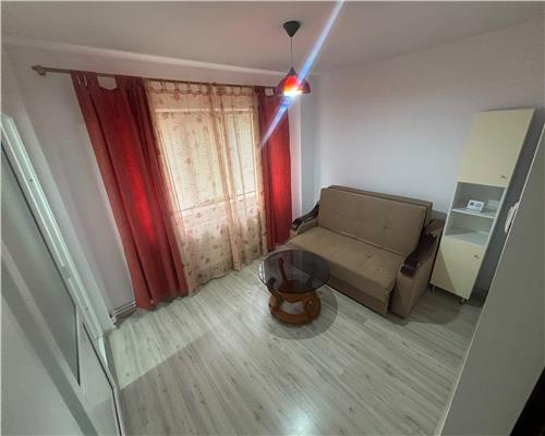 Garsoniera de inchiriat, Piata noua, centrala proprie