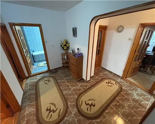 Apartament 3 camere de inchiriat, Ultracentral, complet utilat
