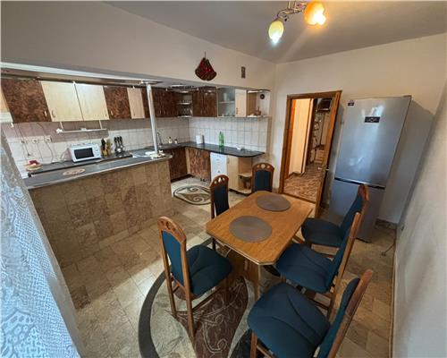 Apartament 3 camere de inchiriat, Ultracentral, complet utilat