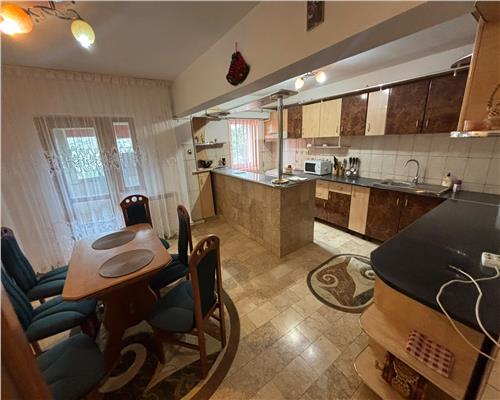 Apartament 3 camere de inchiriat, Ultracentral, complet utilat