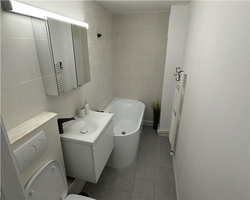 Apartament de inchiriat 2 camere, renovat complet, totul nou