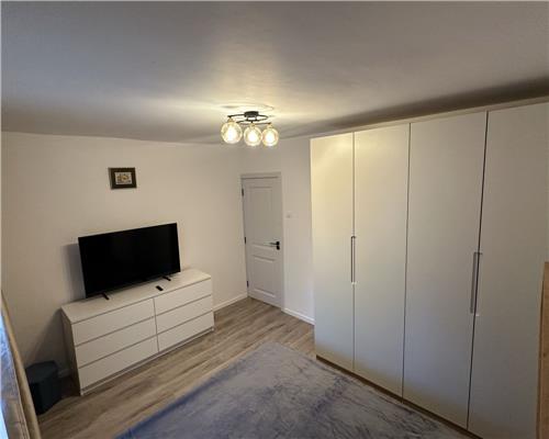 Apartament de inchiriat 2 camere, renovat complet, totul nou