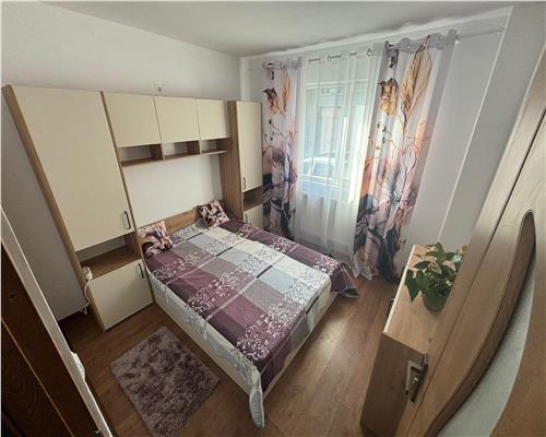 Apartament cu 3 Camere Renovat, 44 mp – Zona Vest, Linistita si Accesibila