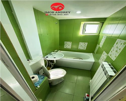 Apartament cu 3 Camere Renovat, 44 mp – Zona Vest, Linistita si Accesibila